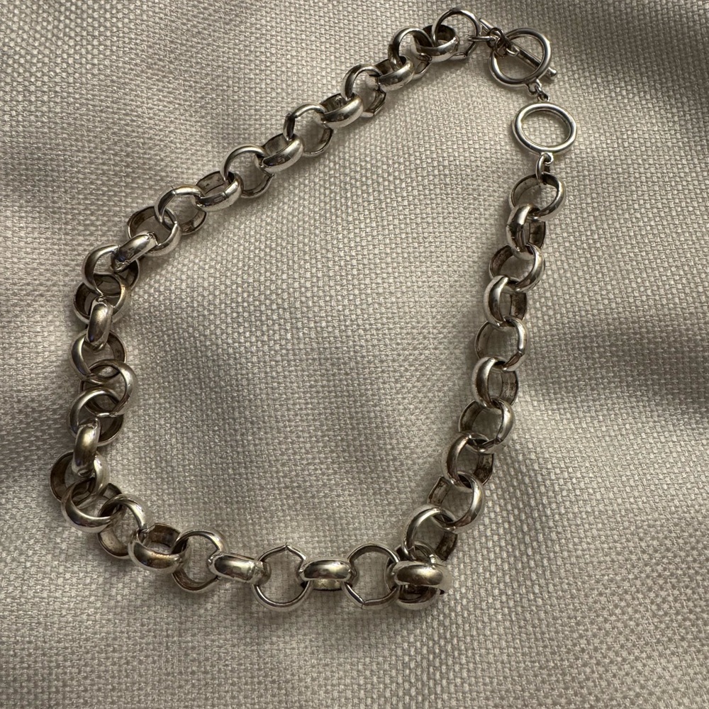 Elegant Silver Chain Necklace